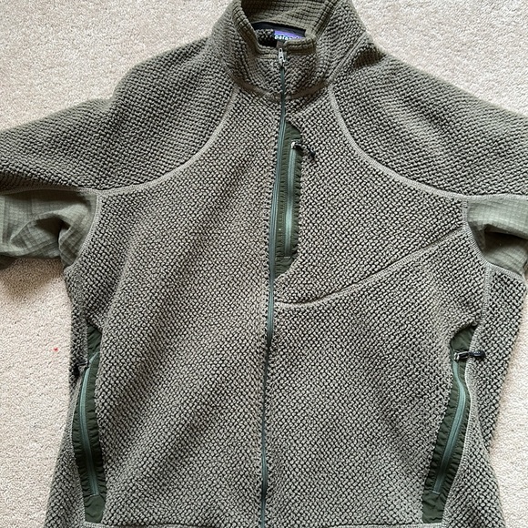 Patagonia MARS R2 Grid Fleece Jacket Rare
Military Issue Coat - Picture 8 of 9